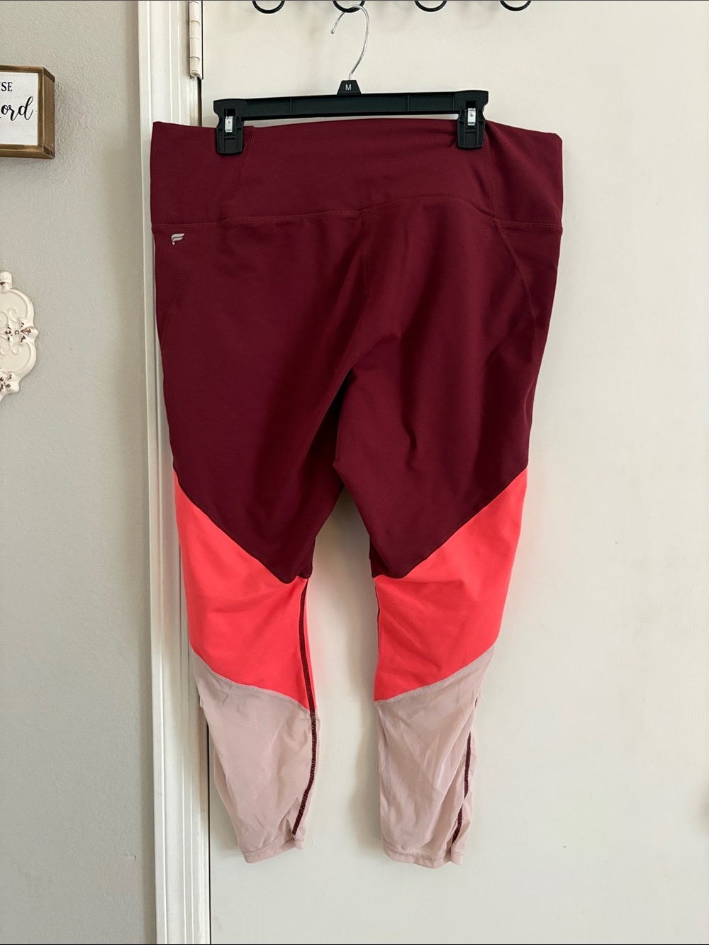 Fabletics Colorblock Active Leggings - Burgundy, Coral & Light Pink Size 2x - Picture 2 of 3